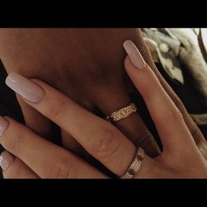 Meet your Posher, Priscilla